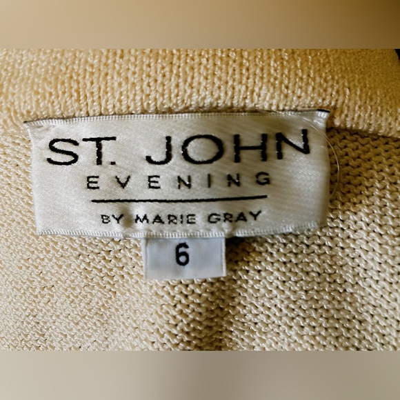 ST. JOHN COLLECTION by MARIE GRAY KNIT Blazer - Picture 7 of 11